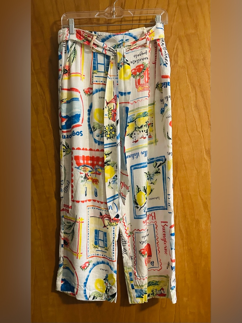 Haver & Blair White Wide-Leg Pants with Lemon Print